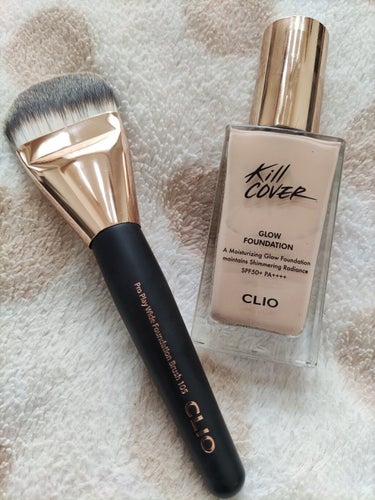 ☆CLIO　キルカバー グロウ ファンデーション☆
2.5  IVORY

つや肌クリオ－キルカバー光彩ファンデーション38g(+ブラシ)
Q10にて¥2,390で購入

総合評価 : ◎
乾燥する時期