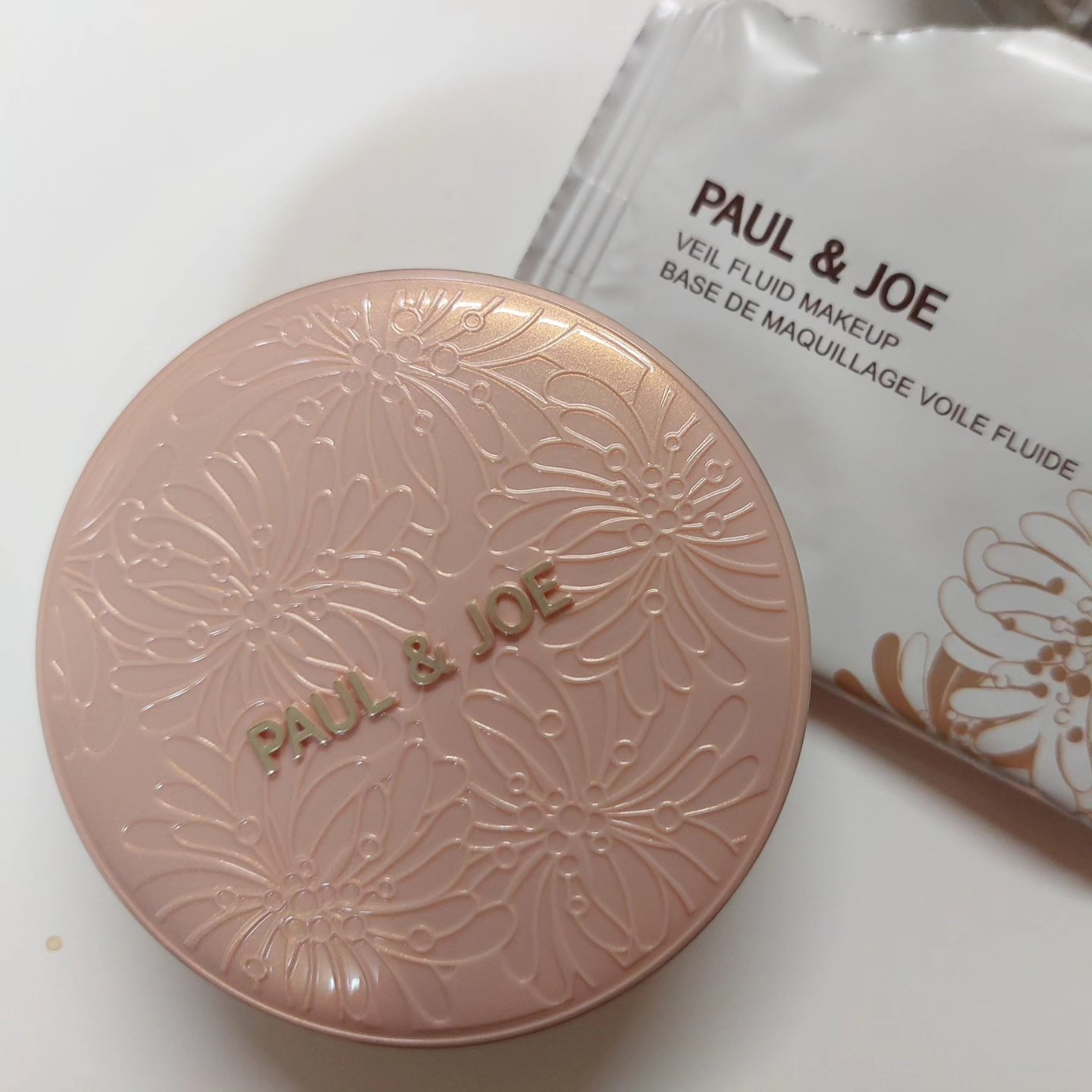 シースルー ヴェール コンパクト/PAUL & JOE BEAUTE/ファンデーションを使ったクチコミ（1枚目）