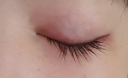 ベルベットライナー/LUMIURGLAS/リキッドアイライナーを使ったクチコミ(4枚目)