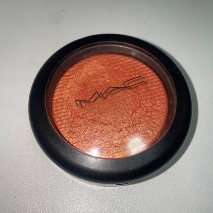 エクストラ ディメンション ブラッシュ/M・A・C/パウダーチークを使ったクチコミ(1枚目)