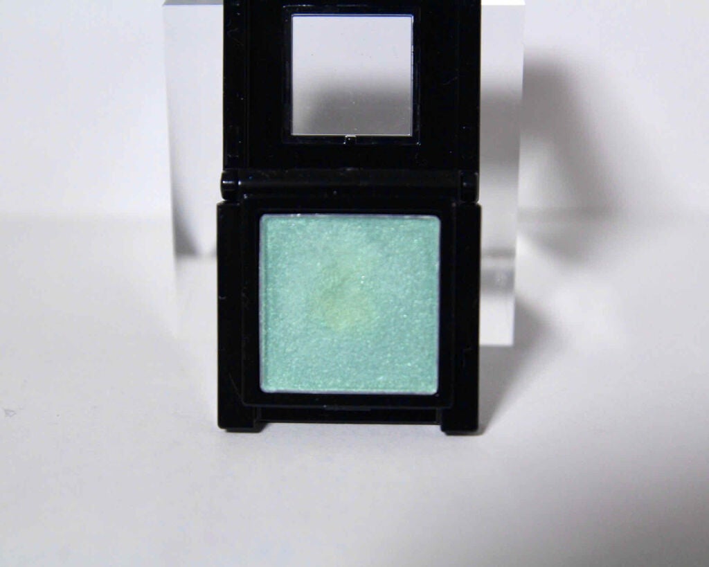 ヴィセ アヴァン シングルアイカラー/Visée/単色アイシャドウを使ったクチコミ(2枚目)