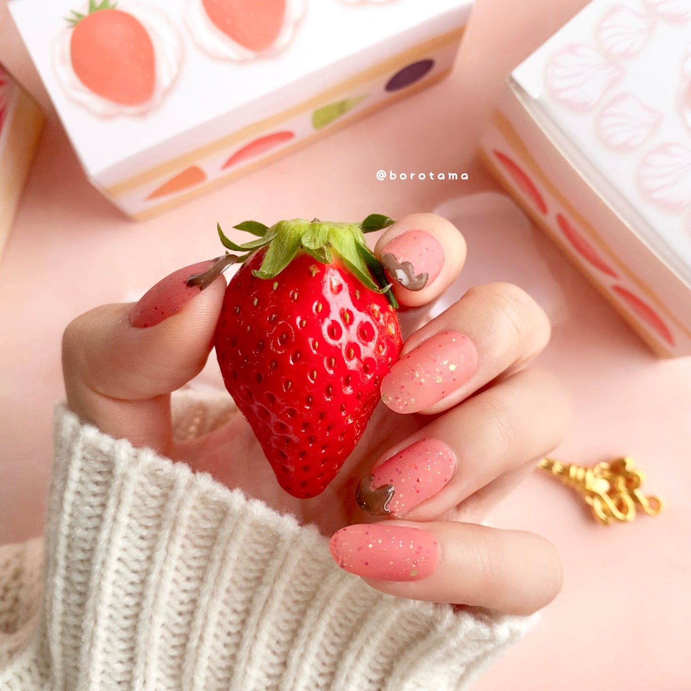 カラフルネイルズ/キャンメイク/マニキュアを使ったクチコミ(8枚目)