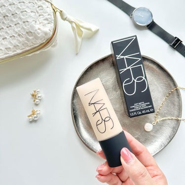 NARS ソフトマットコンプリート ファンデーションのクチコミ「春メイク🤍
ソフトマットな仕上がりのファンデ。

NARS
ソフトマットコンプリートファンデー.....」（2枚目）