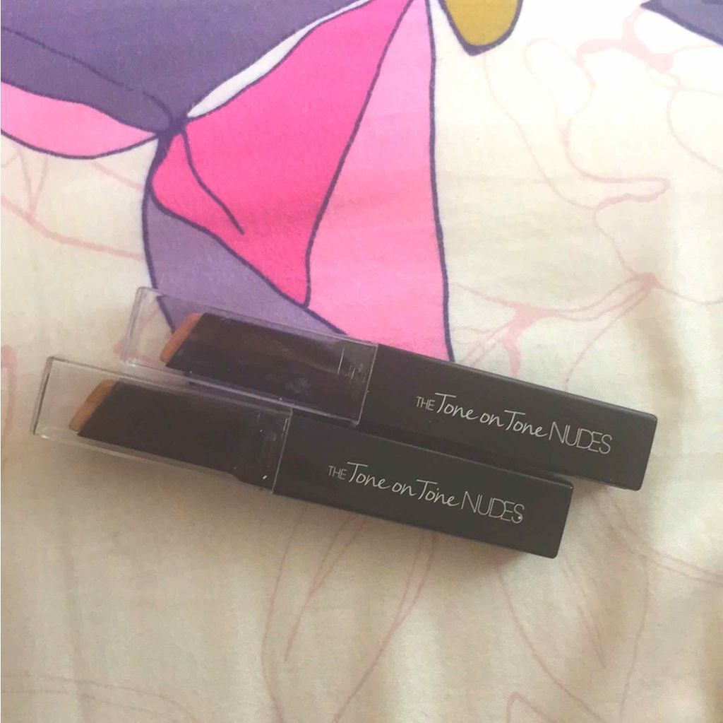 トーンオントーンアイシャドウ GD-1 スパークリング ゴールド/MAYBELLINE NEW YORK/スティックアイシャドウを使ったクチコミ（1枚目）