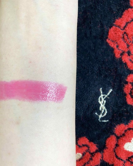ルージュ ヴォリュプテ シャイン/YVES SAINT LAURENT BEAUTE/口紅を使ったクチコミ(3枚目)