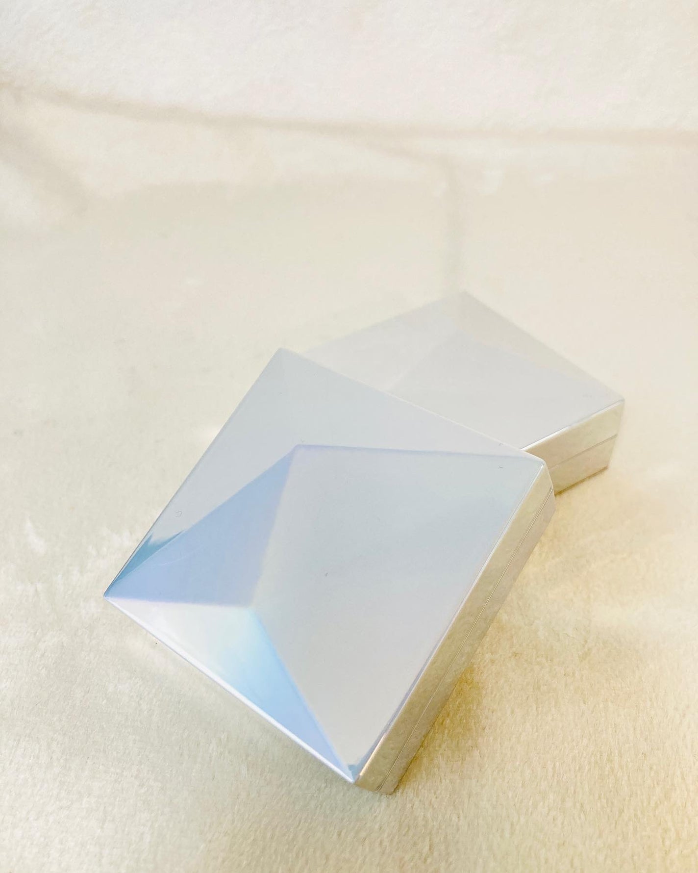 オーロラ ハイライト/LionWell(ライオンウェル)/パウダーハイライトを使ったクチコミ(8枚目)