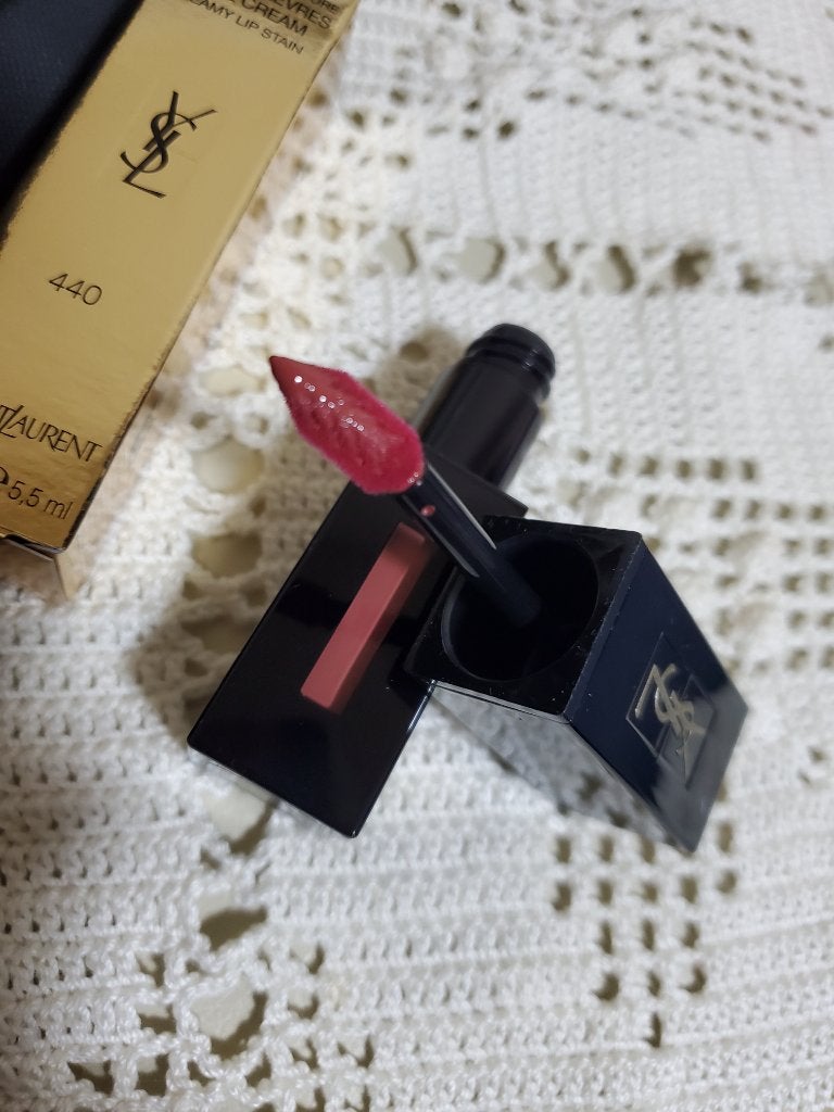 ルージュ ピュールクチュール ヴェルニ ヴィニルクリーム/YVES SAINT LAURENT BEAUTE/口紅を使ったクチコミ(3枚目)