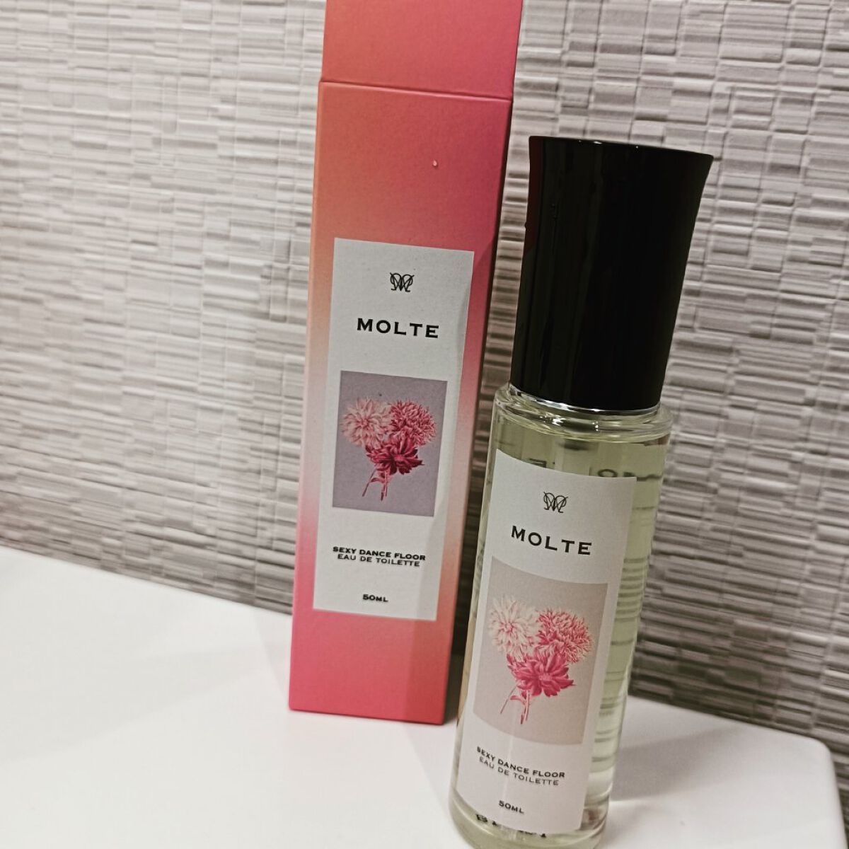 MOLTE SEXY DANCE FLOOR 50ml ベリーの香り/MOLTE/香水(その他)を使ったクチコミ（1枚目）
