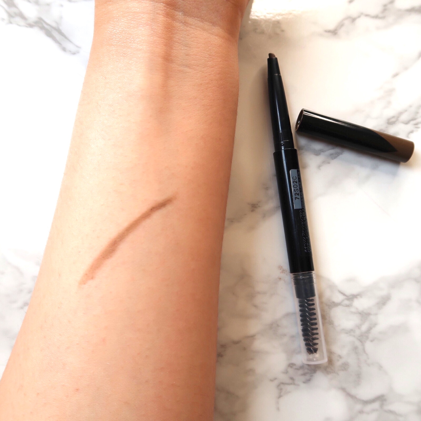 ファッションブロウ パウダーインペンシル N/MAYBELLINE NEW YORK/アイブロウペンシルを使ったクチコミ（2枚目）