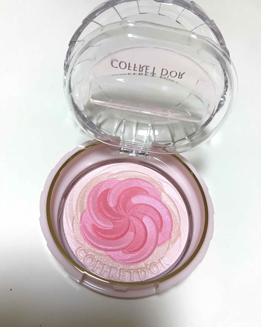 スマイルアップチークス/コフレドール/パウダーチークを使ったクチコミ(1枚目)