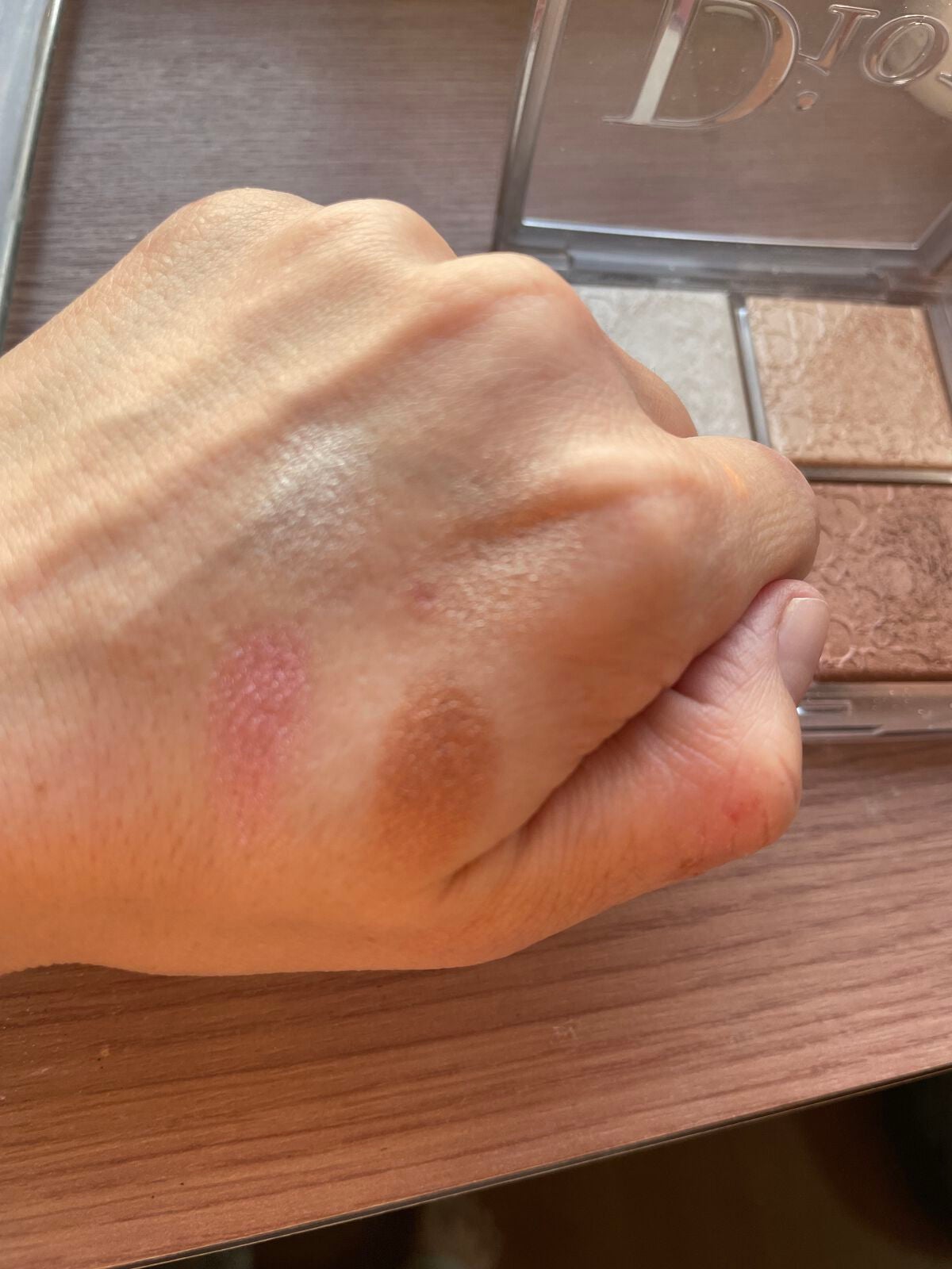 ディオール バックステージ フェイス グロウ パレット/Dior/ハイライトを使ったクチコミ(3枚目)