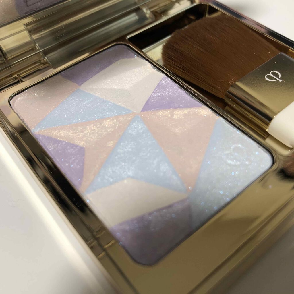 クレ・ド・ポー ボーテ レオスールデクラ/クレ・ド・ポー ボーテ/パウダーハイライトを使ったクチコミ(4枚目)