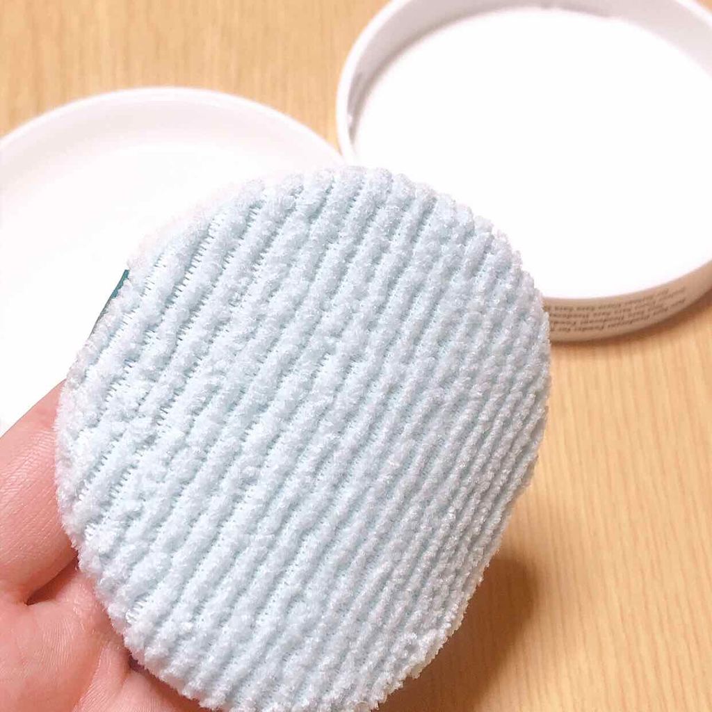 薬用さらさらデオドラントパウダー/デオナチュレ/デオドラント・制汗剤を使ったクチコミ(3枚目)