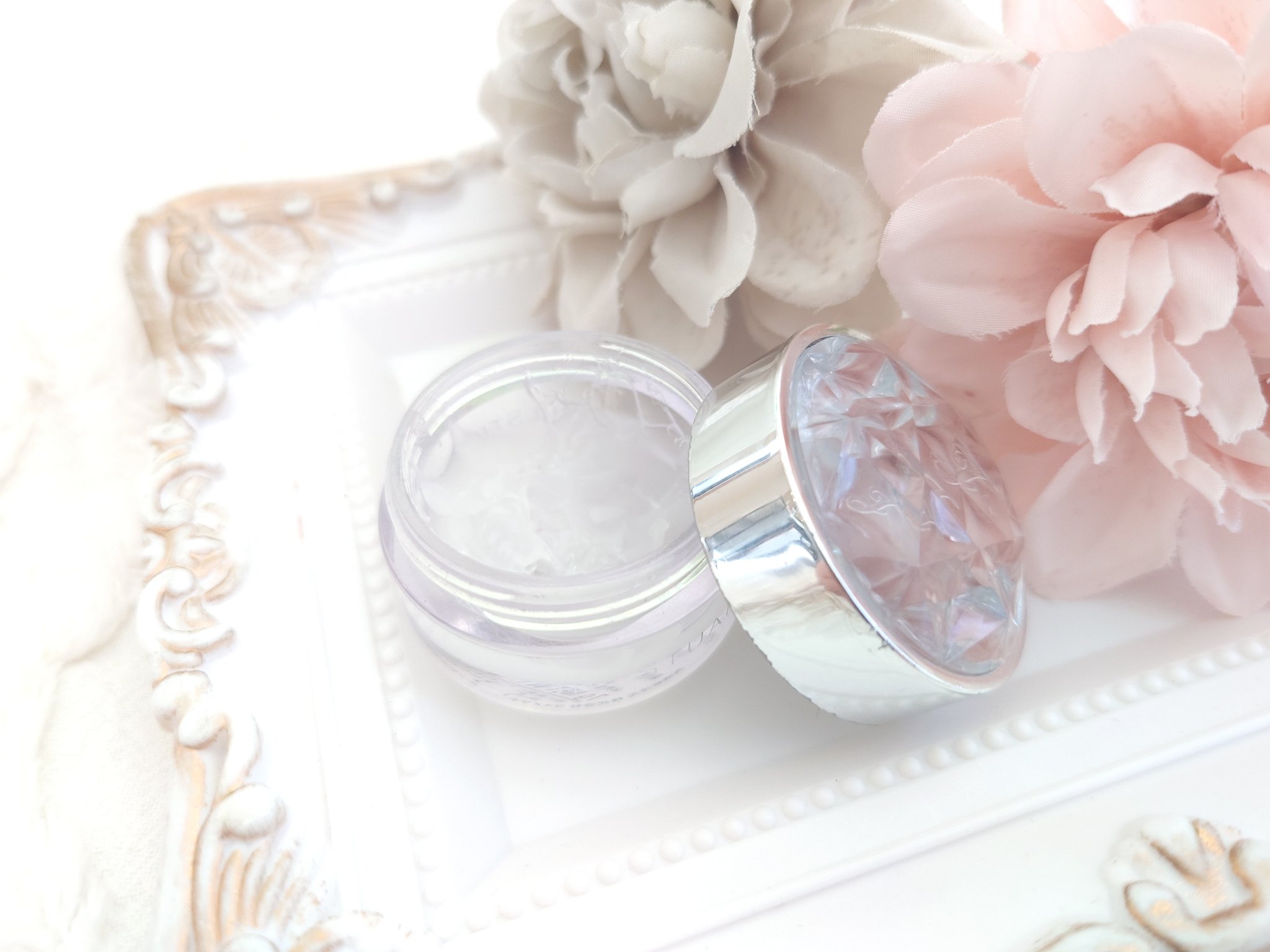 ジルスチュアート リップバーム ホワイトフローラル/JILL STUART/リップバームを使ったクチコミ（3枚目）