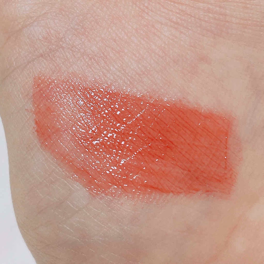 トーン ペタル エッセンス カラー バター/to/one/リップグロスを使ったクチコミ(2枚目)