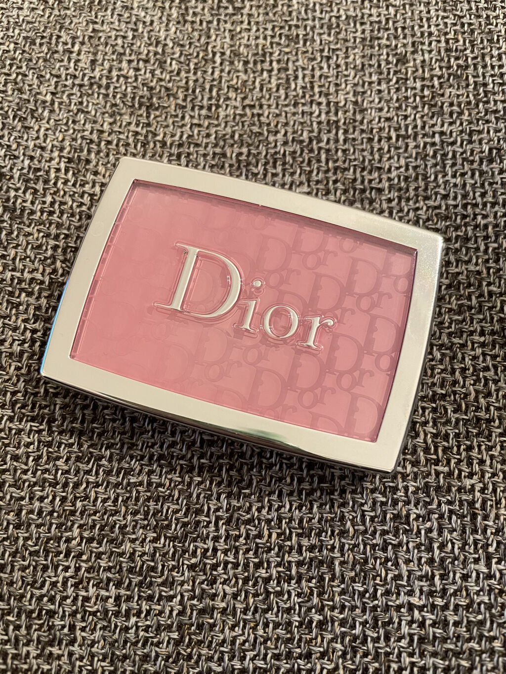 【旧】ディオール バックステージ ロージー グロウ 001 ピンク/Dior/パウダーチークを使ったクチコミ（1枚目）