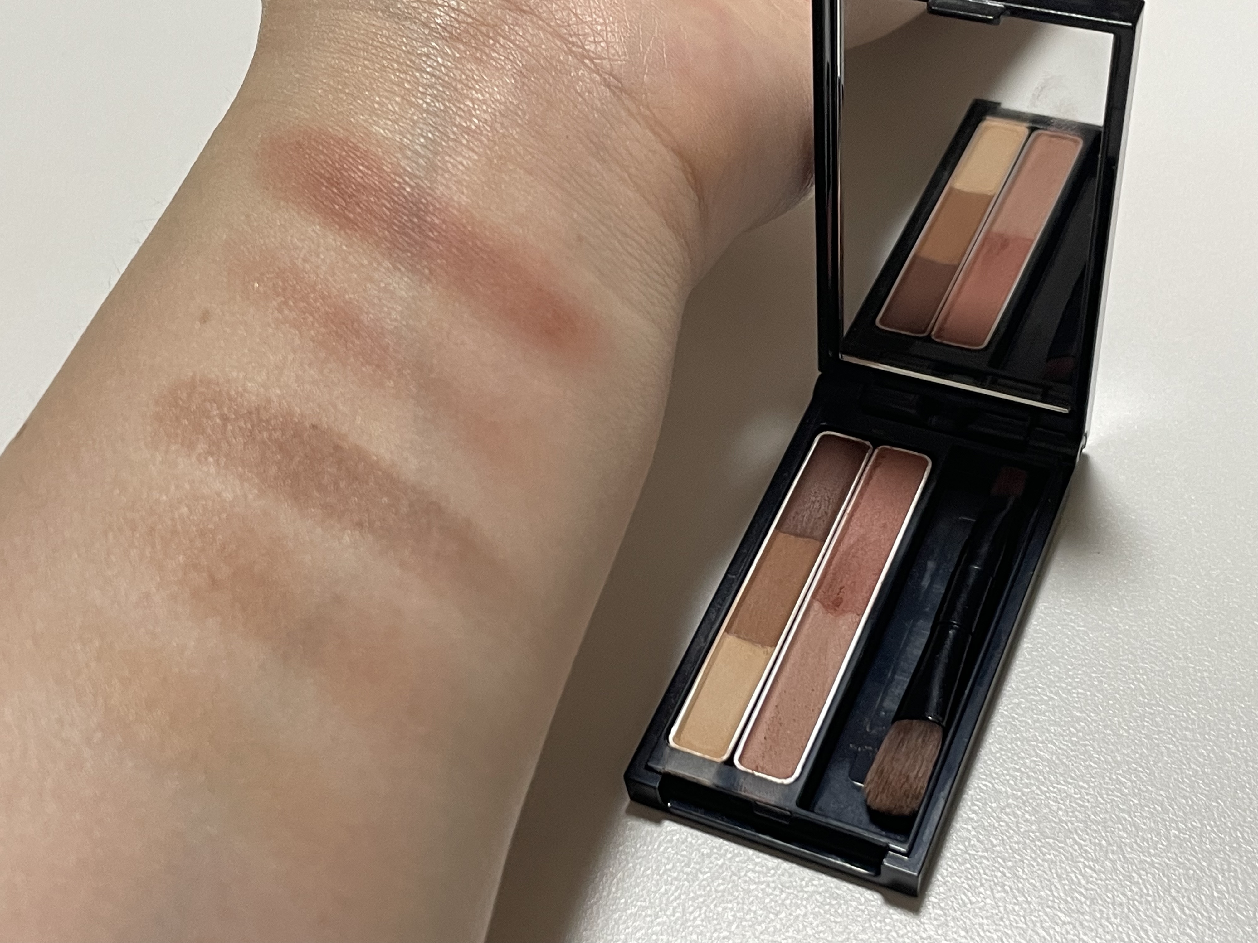 ケイト デザイニングアイブロウ3D/KATE/パウダーアイブロウを使ったクチコミ（2枚目）