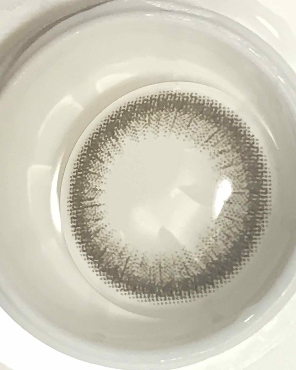 エルージュ 2weeks/éRouge/2週間(2WEEKS)カラコンを使ったクチコミ(2枚目)