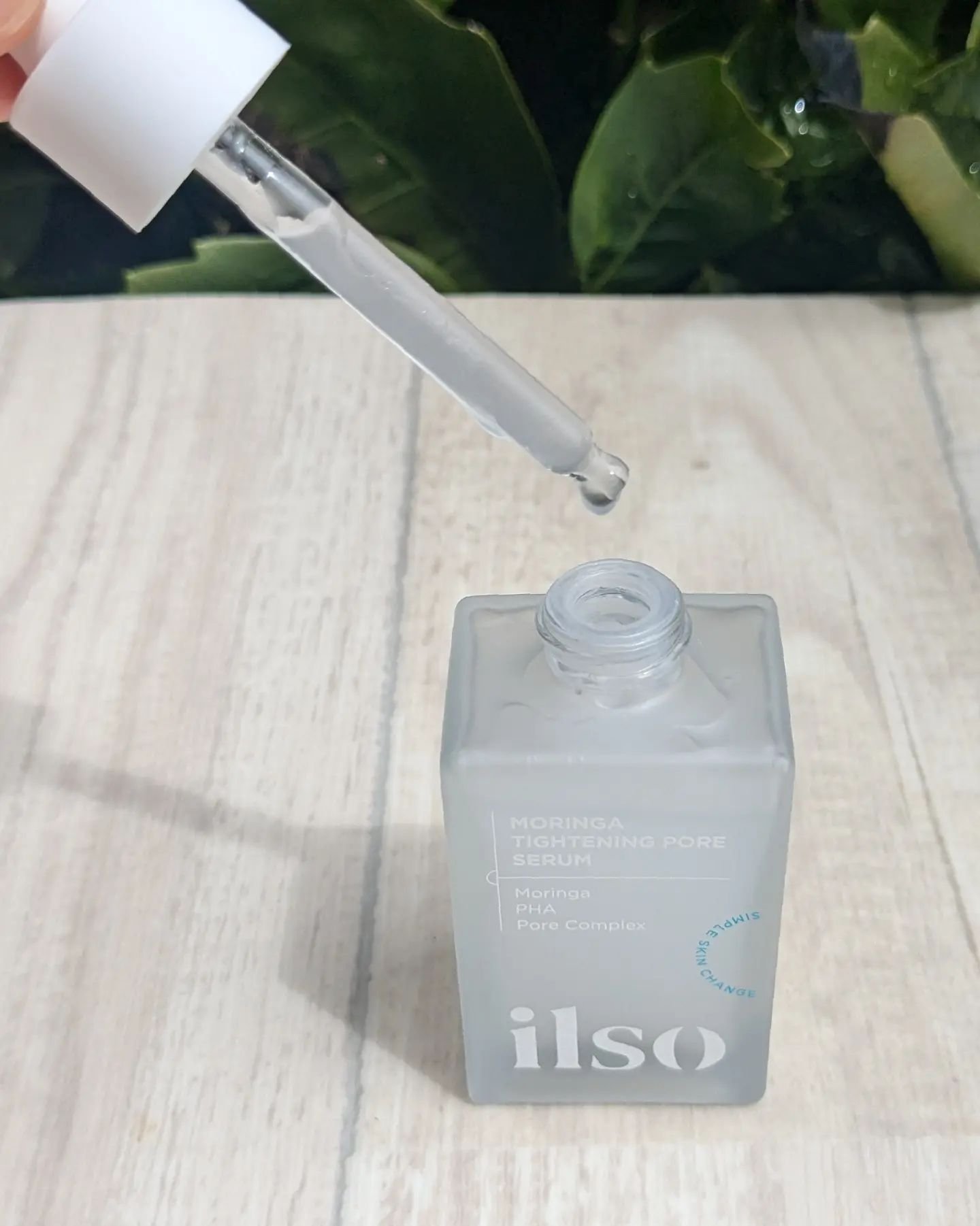 モリンガタイトニングポアセラム/ilso/美容液を使ったクチコミ（2枚目）