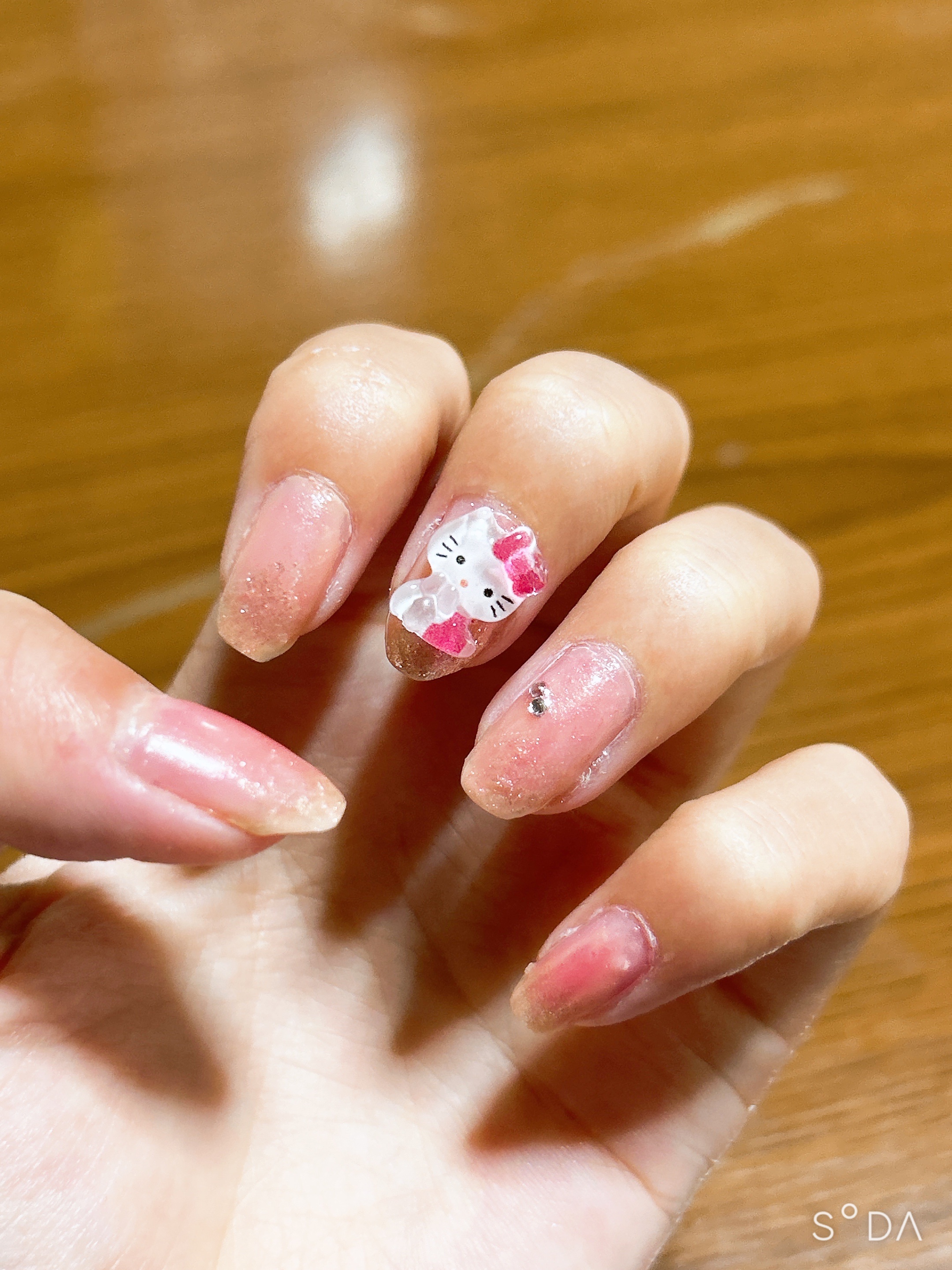 ファンデーションカラーズ/キャンメイク/マニキュアを使ったクチコミ（1枚目）