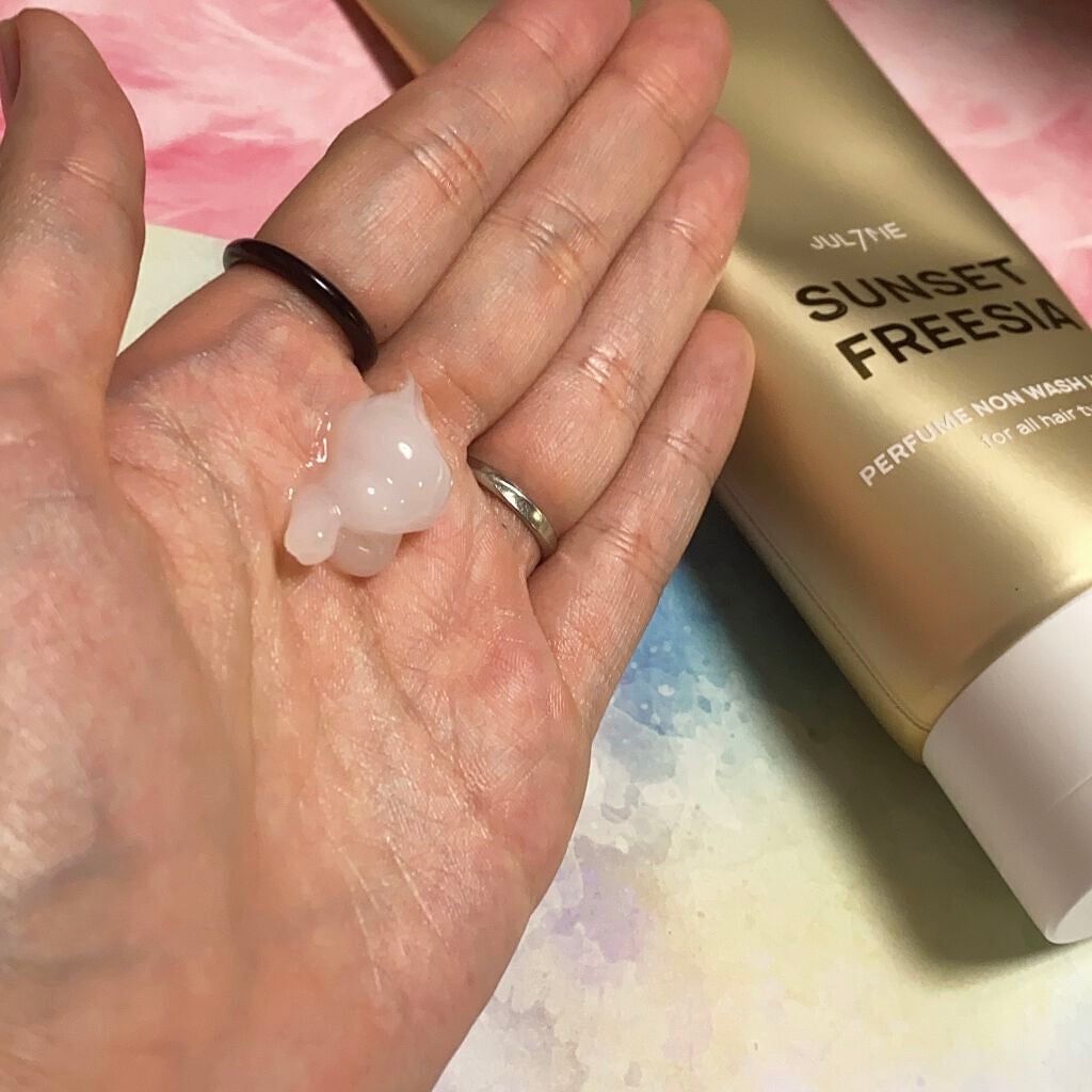 パフュームヘアエッセンス/JUL7ME/ヘアトリートメントを使ったクチコミ(4枚目)