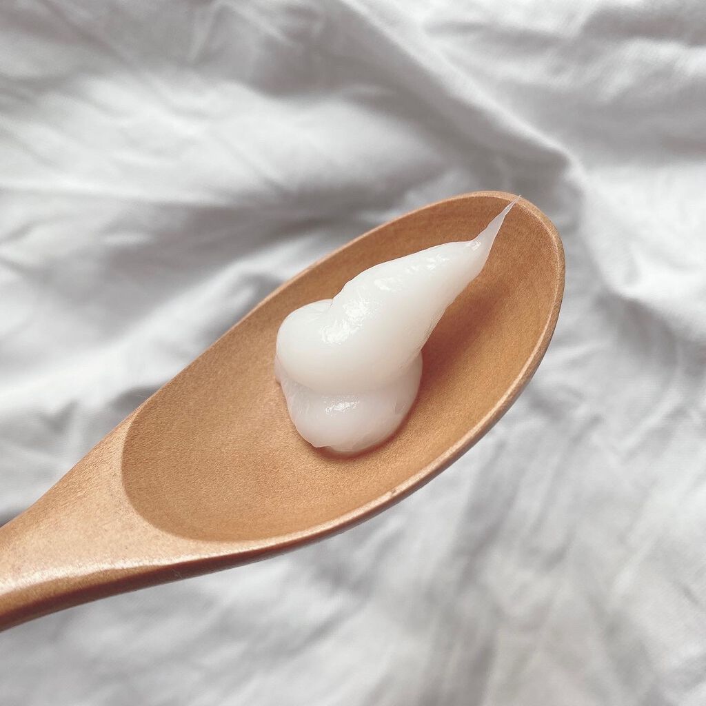 Essential THE BEAUTY 髪のキメ美容プレミアムトリートメント<エアリーリペアプレミアム>/エッセンシャル/洗い流すヘアトリートメントを使ったクチコミ(4枚目)