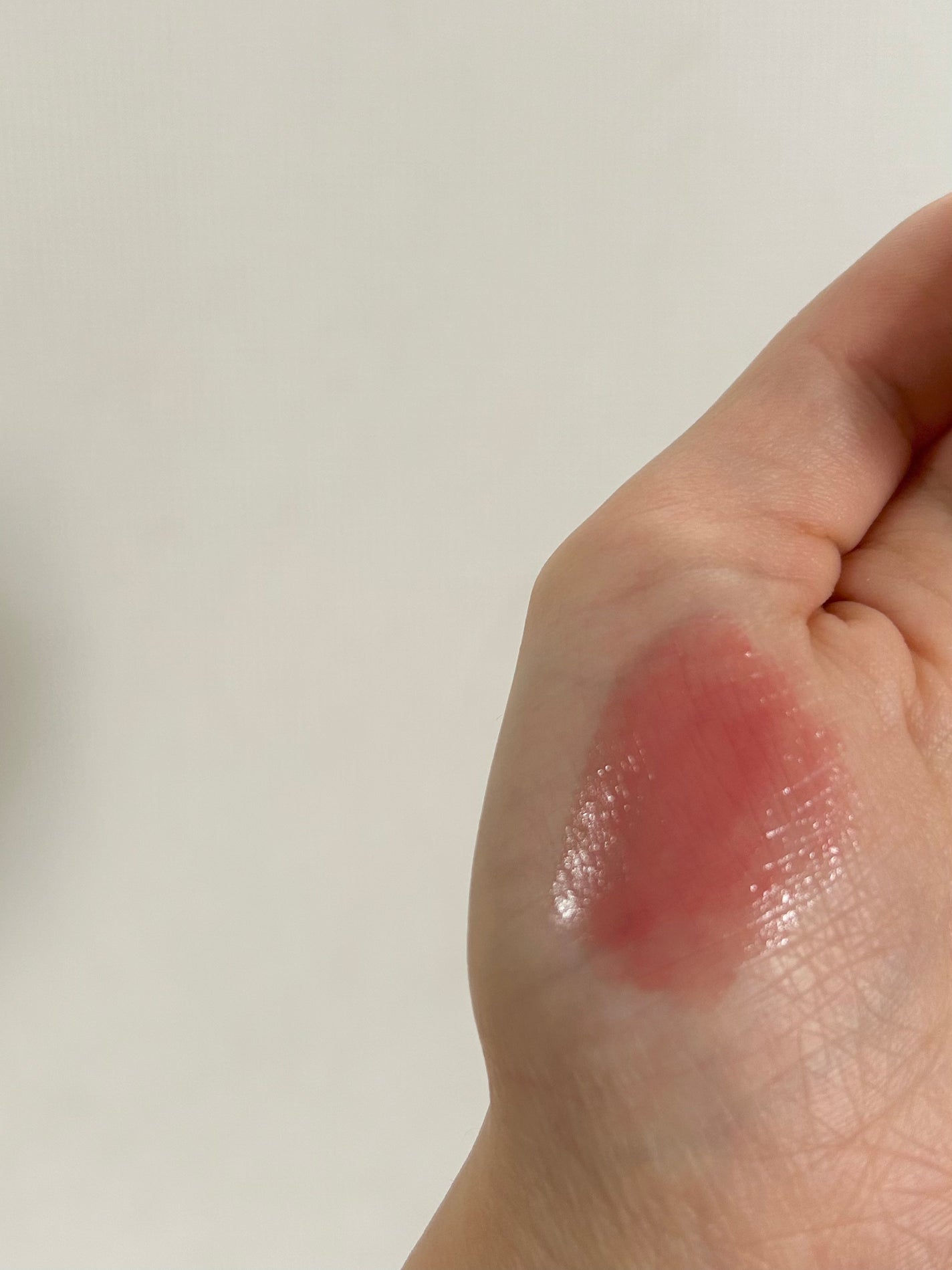 ボンディンググロウリップスティック/Laka/口紅を使ったクチコミ(3枚目)