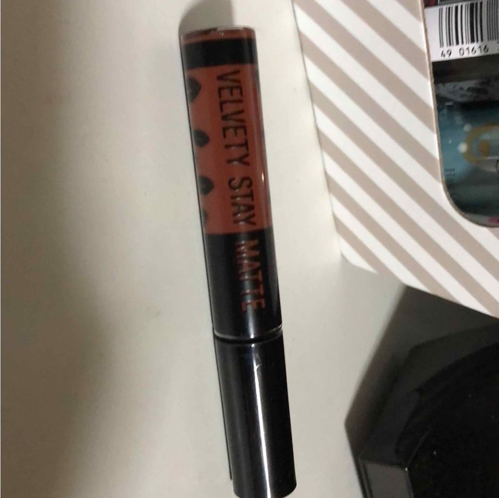 ベルベティ ステイ マット/リンメル ロンドン/口紅を使ったクチコミ(1枚目)