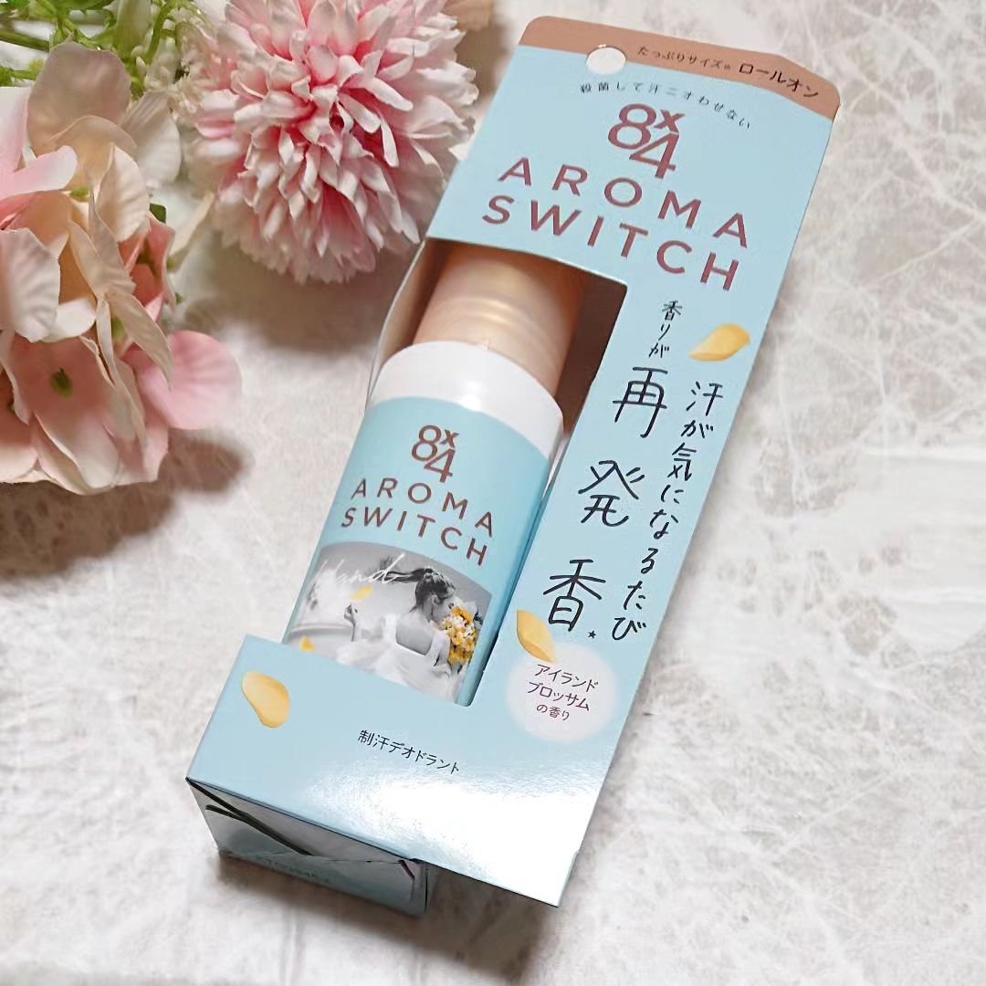 8x4 アロマスイッチ ロールオン アイランドブロッサムの香り/８ｘ４/デオドラント・制汗剤を使ったクチコミ（1枚目）