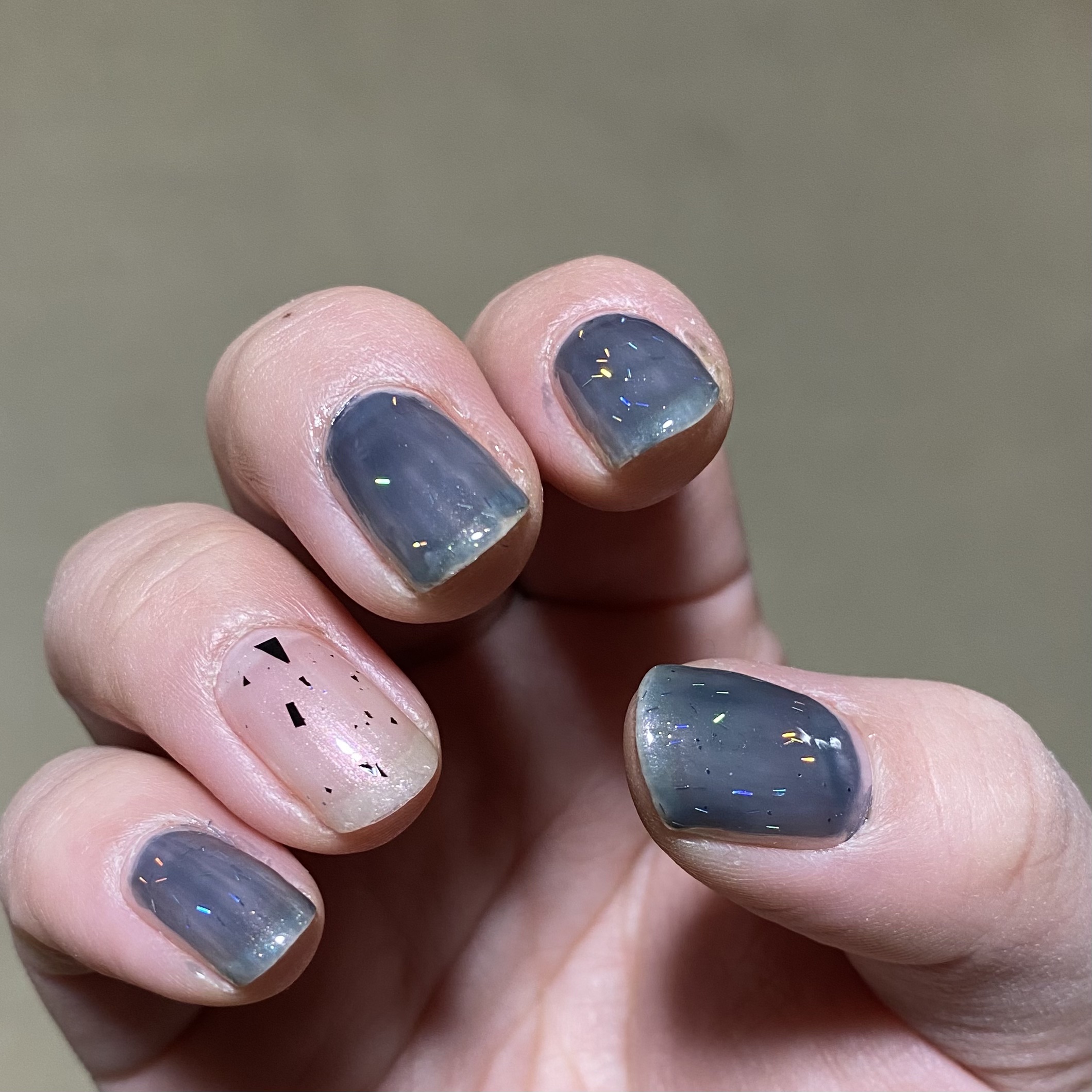 ミニネイル/パラドゥ/マニキュアを使ったクチコミ（2枚目）