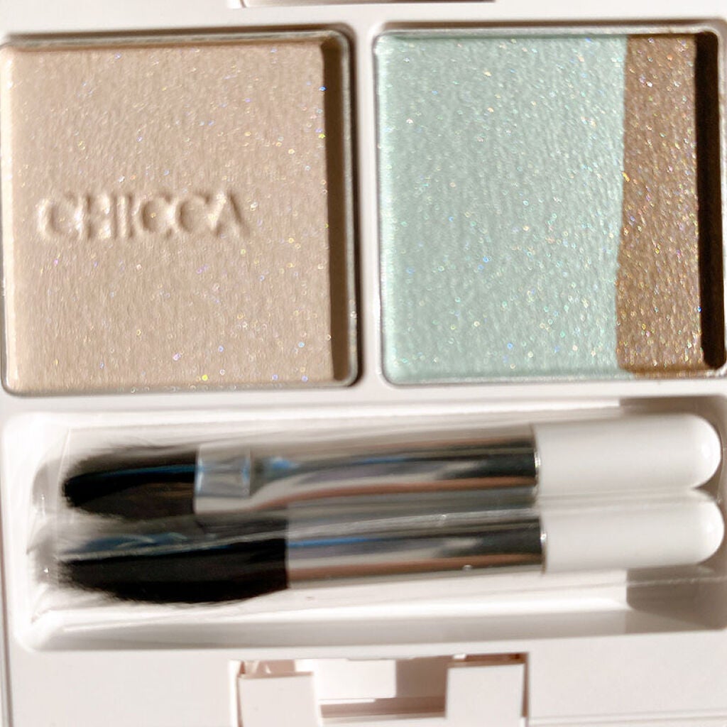 ミスティック パウダーアイシャドウ/CHICCA/アイシャドウパレットを使ったクチコミ(4枚目)