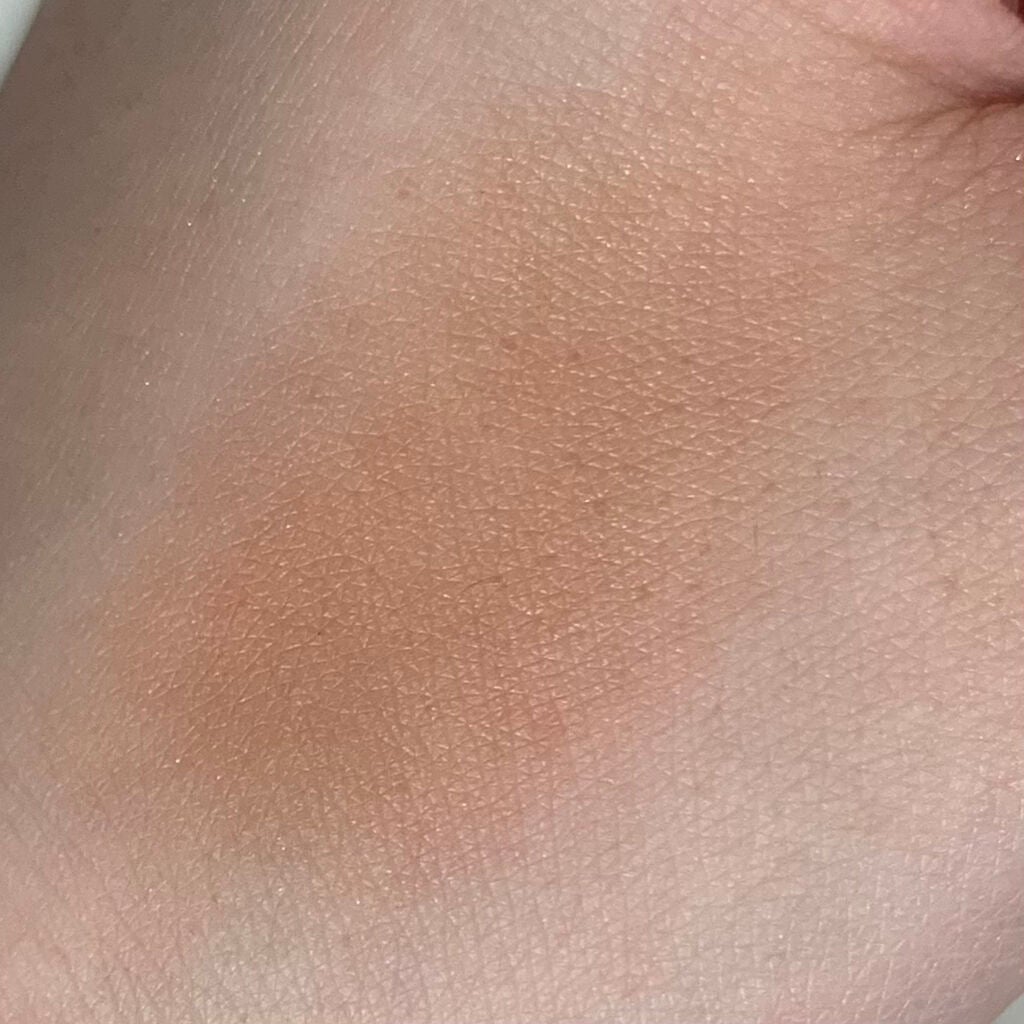 パウダー キス アイシャドウ/M・A・C/単色アイシャドウを使ったクチコミ(3枚目)