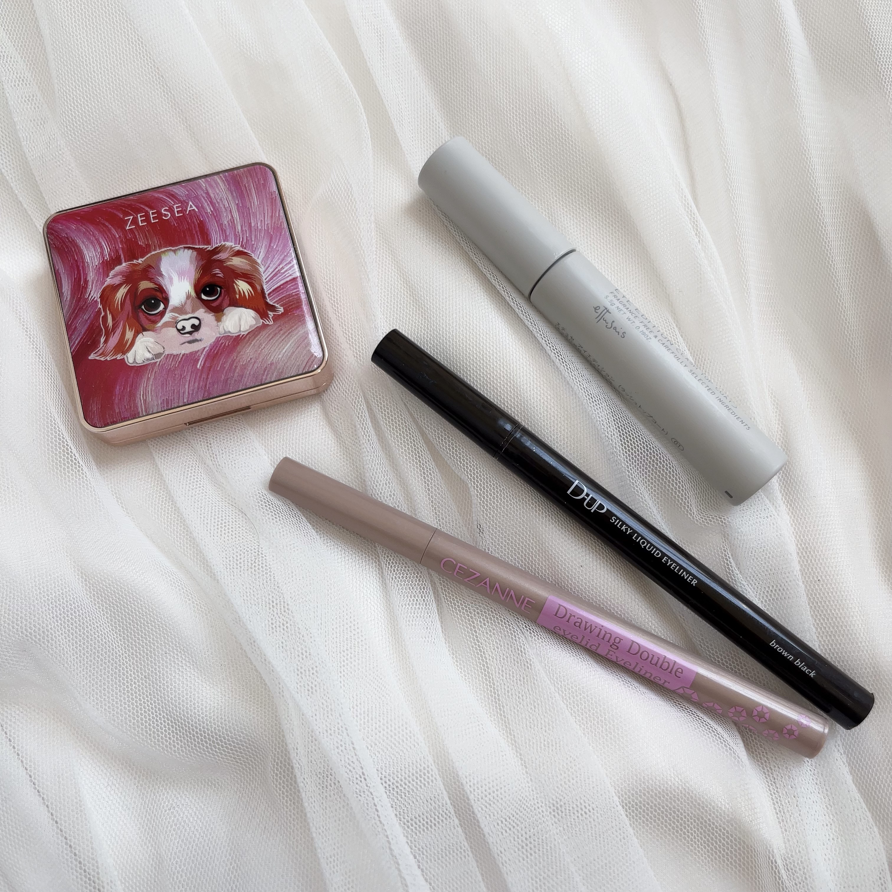 描くふたえアイライナー/CEZANNE/リキッドアイライナーを使ったクチコミ（2枚目）