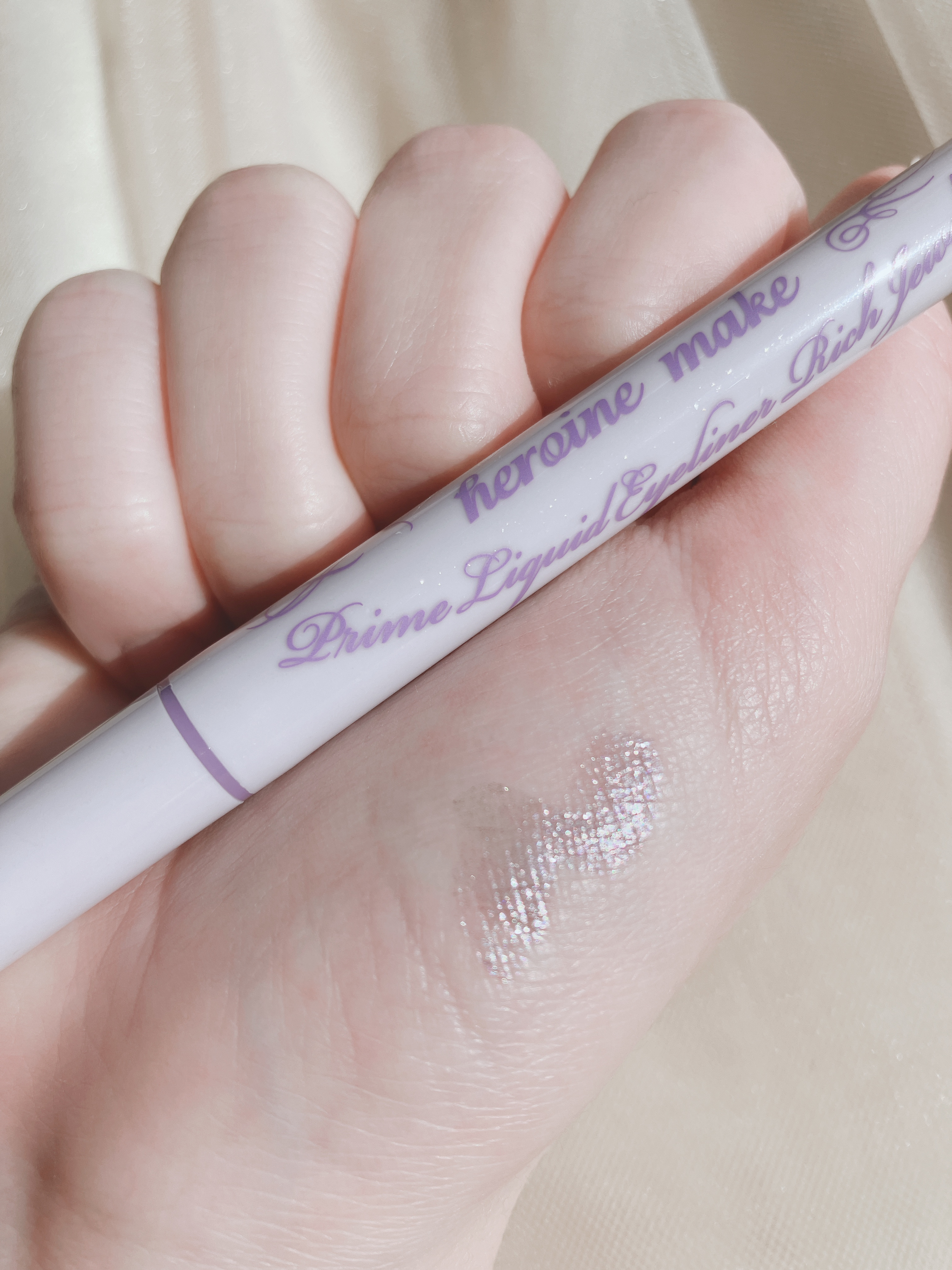 プライムリキッドアイライナー リッチジュエル 08 イブニングスノー/ヒロインメイク/リキッドアイライナーを使ったクチコミ（3枚目）