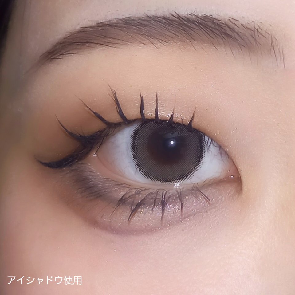 ワンダー スウィート アイシャドウ/リンメル ロンドン/アイシャドウパレットを使ったクチコミ（3枚目）