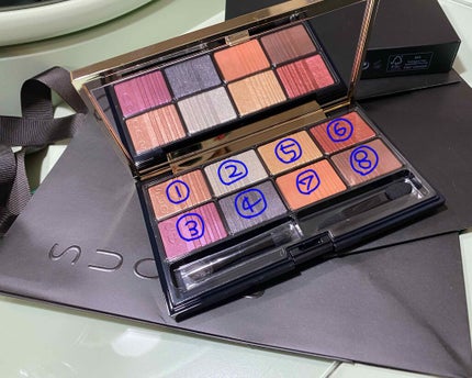 2020 ホリデー アイシャドウ コンパクト/SUQQU/アイシャドウパレットを使ったクチコミ(2枚目)