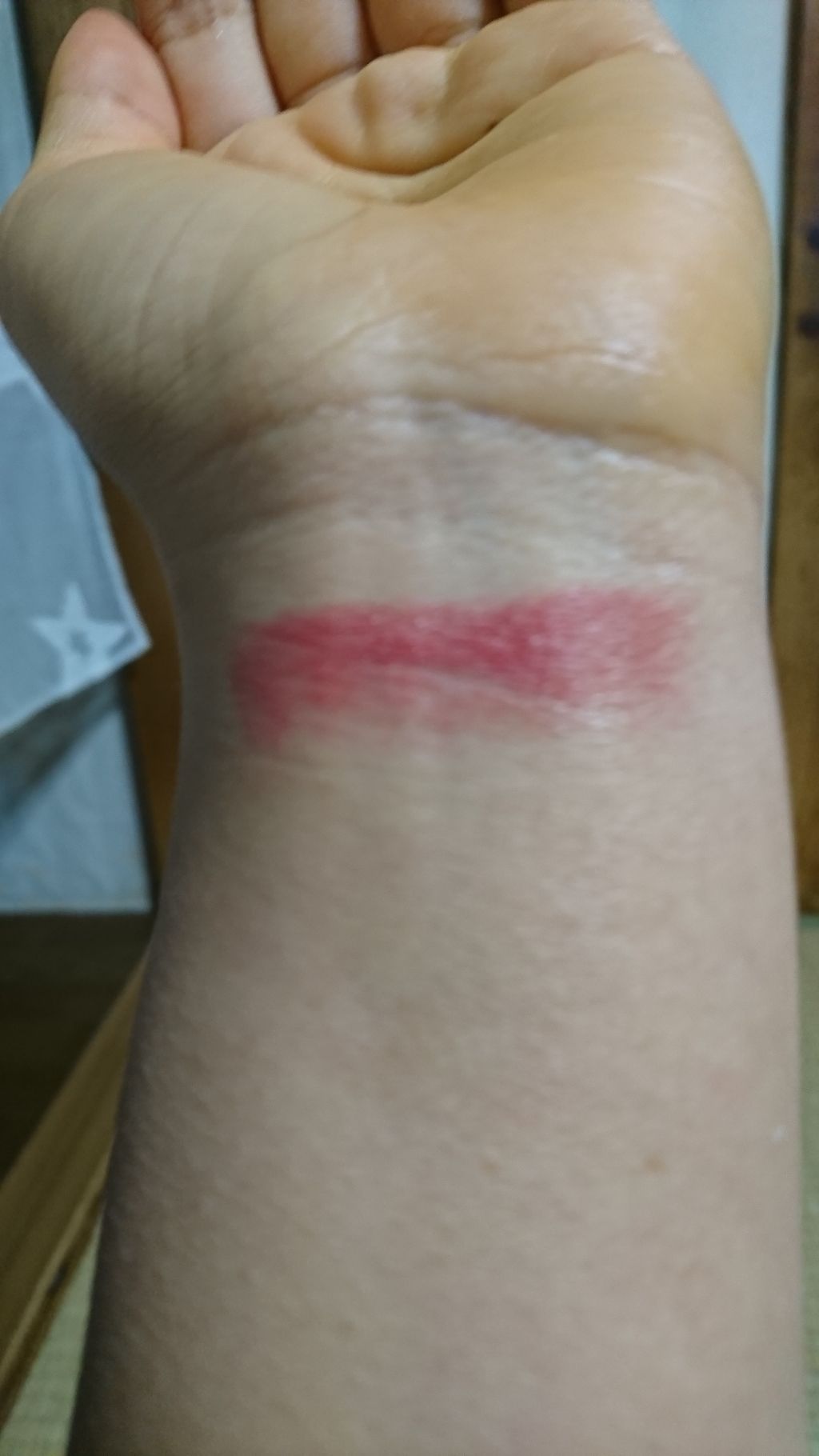 ピュア カラー エンヴィ リップスティック/ESTEE LAUDER/口紅を使ったクチコミ（2枚目）