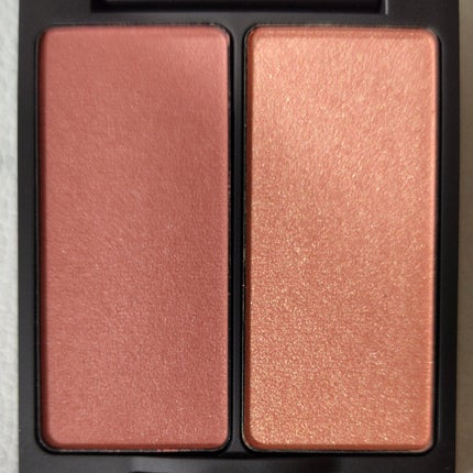 RMK ダンシング ディメンションズ フェイスパレットのクチコミ「こんばんは、コンパスです。
買ってから放置してた、
RMKのクリスマスコフレのチークを紹介しま.....」(3枚目)