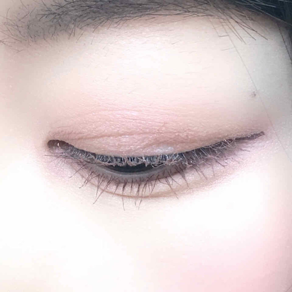 クチュールシャドウ 11 ROMANTIC VEIL/A’pieu/単色アイシャドウを使ったクチコミ（3枚目）