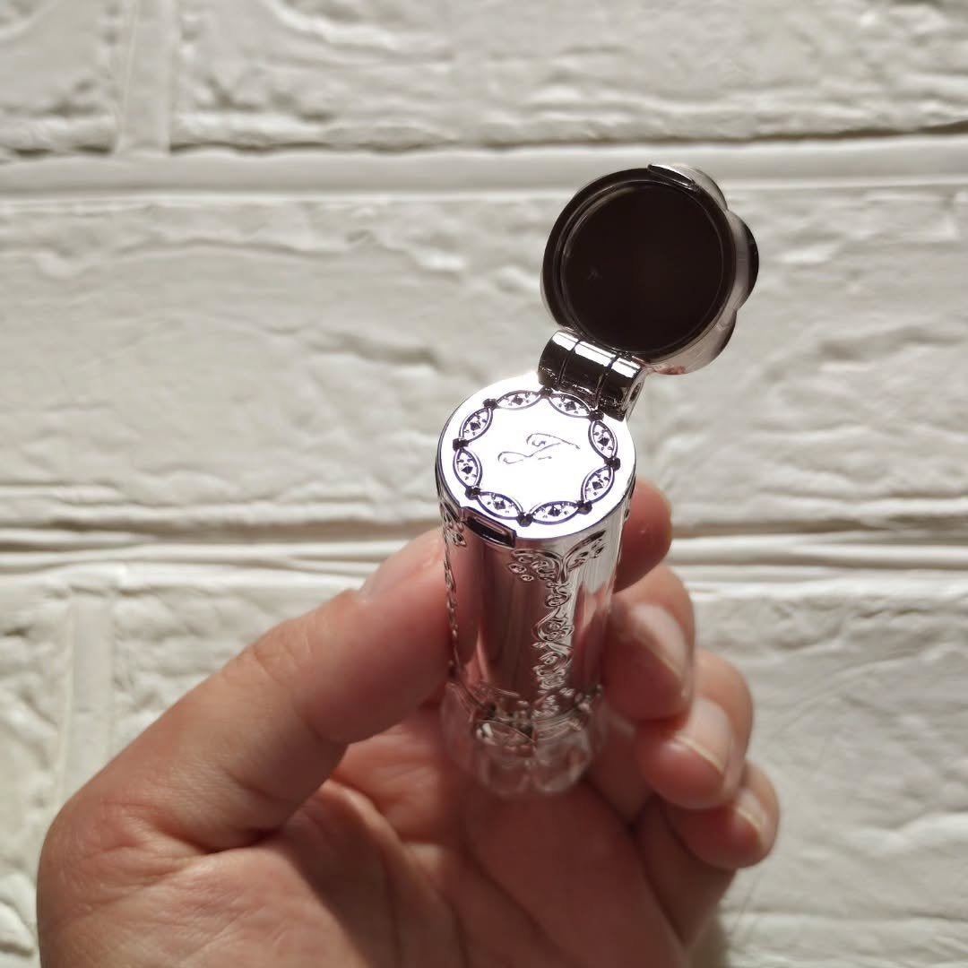 ジルスチュアート リップブロッサム バーム/JILL STUART/口紅を使ったクチコミ(6枚目)