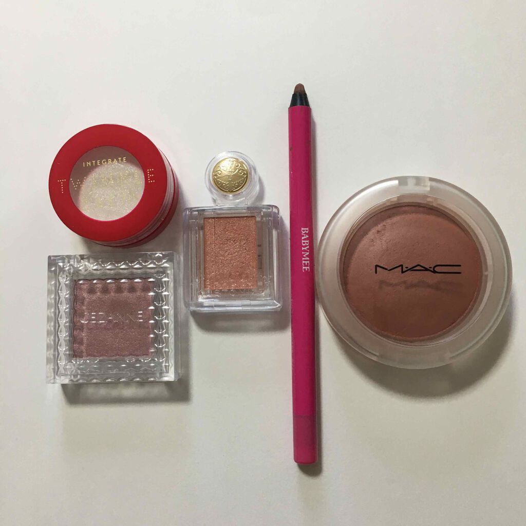 シャドーカスタマイズ/MAJOLICA MAJORCA/単色アイシャドウを使ったクチコミ（1枚目）