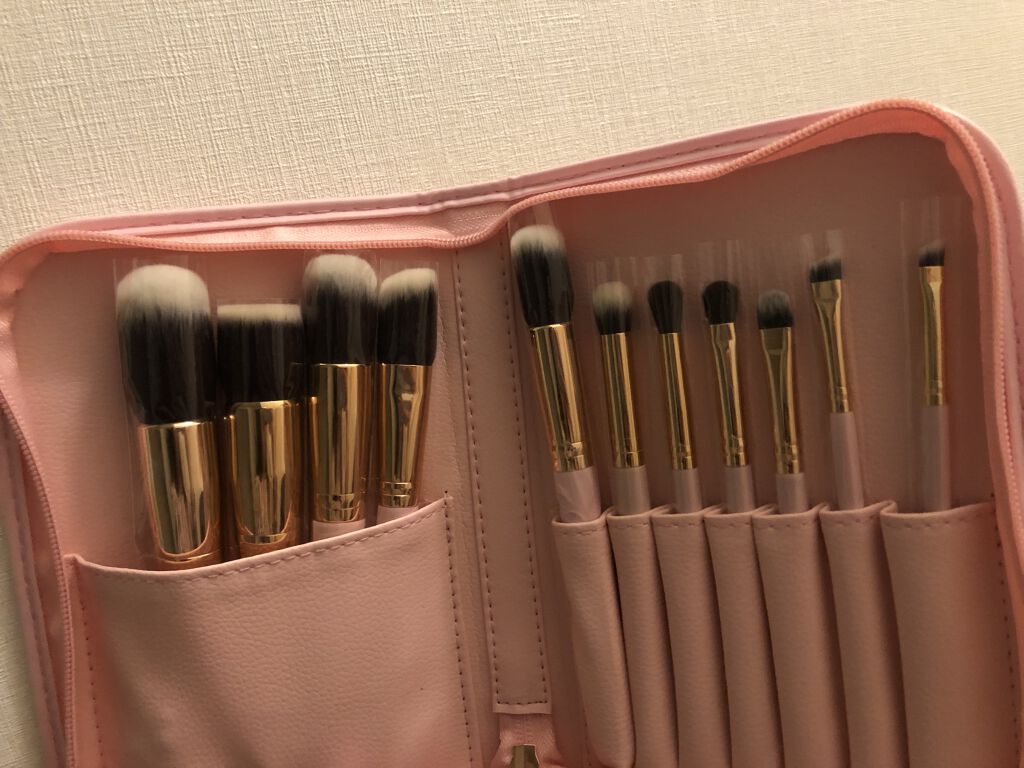 貴族のゴールド メイクブラシ11本セット 化粧ポーチ付き/SIXPLUS/メイクブラシを使ったクチコミ（3枚目）
