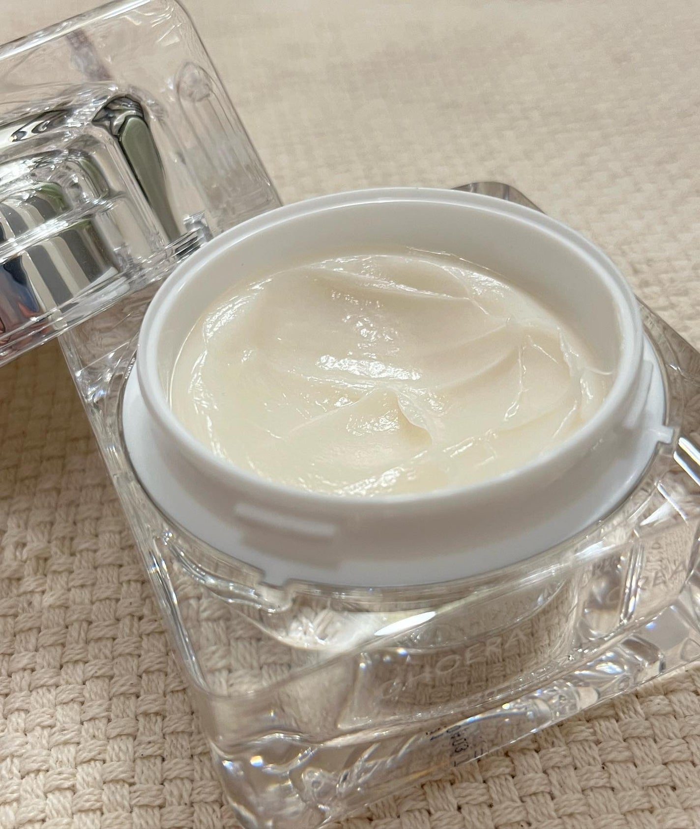 試してみた】ハイセラアイクリーム mgb skinの効果・肌質別の 試してみた】ハイセラアイクリーム mgb skinの効果・肌質別の