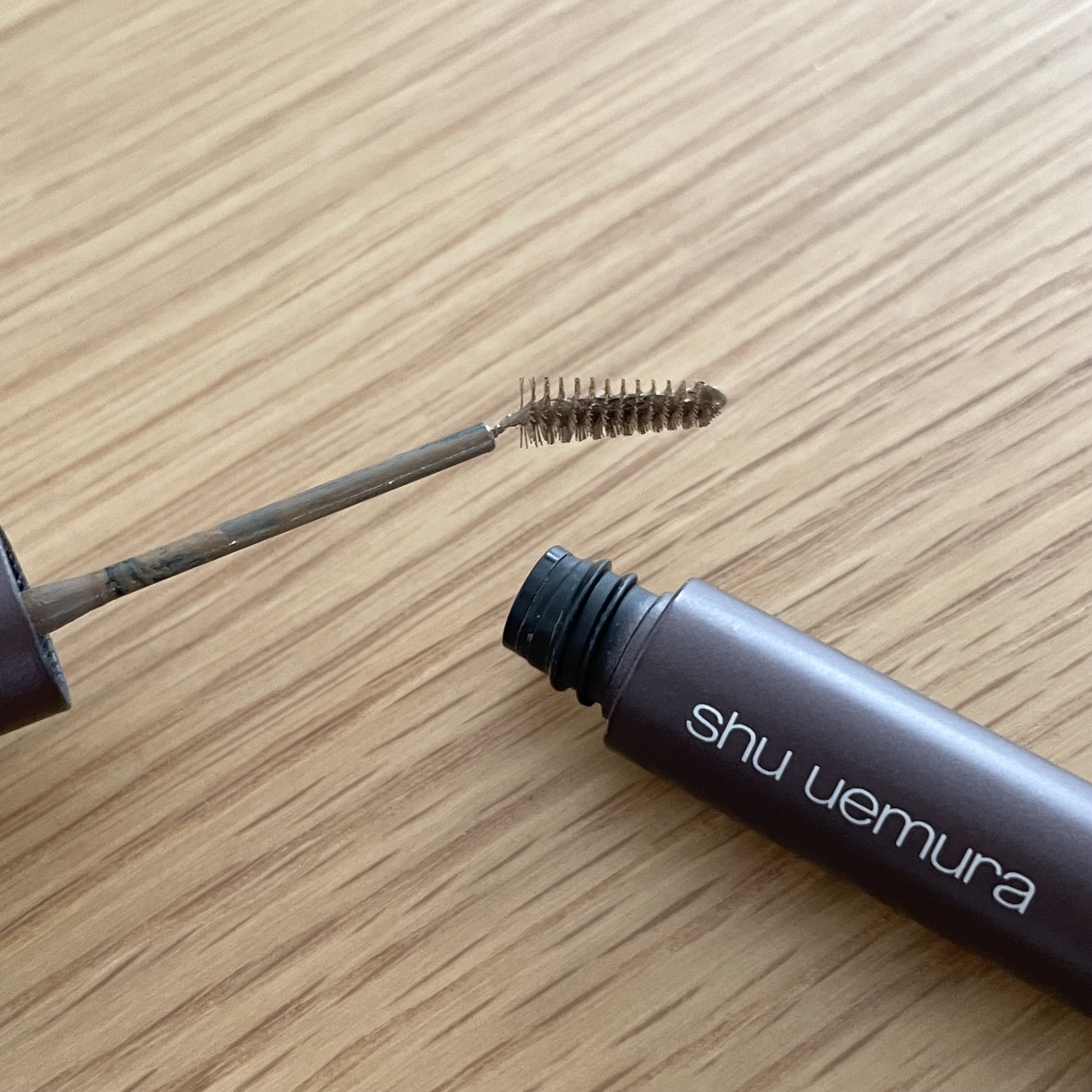 クシ ブロー M ウォルナットブラウン/shu uemura/眉マスカラを使ったクチコミ（1枚目）