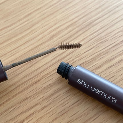 クシ ブロー M ウォルナットブラウン/shu uemura/眉マスカラの画像