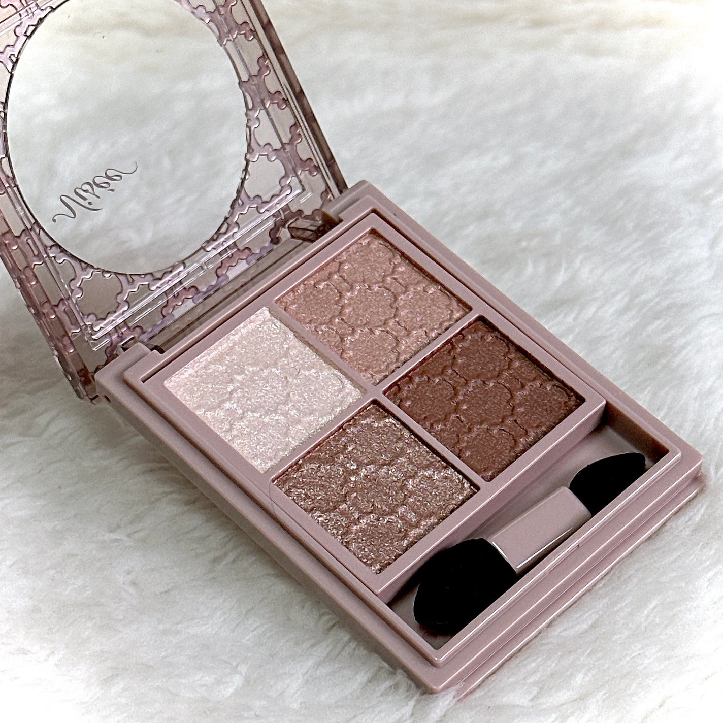 グロッシーリッチ アイズ N/Visée/アイシャドウパレットを使ったクチコミ(2枚目)