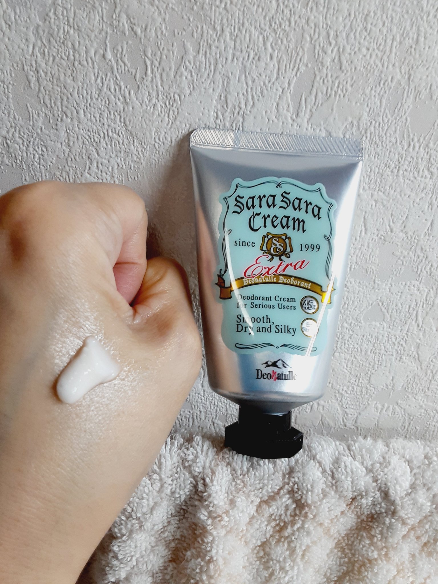 薬用さらさらデオドラントパウダー/デオナチュレ/デオドラント・制汗剤を使ったクチコミ（3枚目）