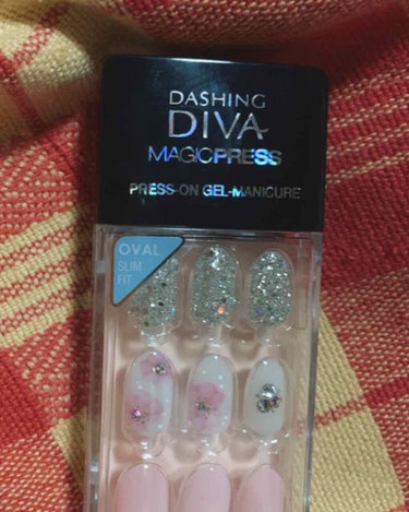 1秒ネイルマジックプレス/DASHINGDIVA MAGICPRESS/ネイルチップ・パーツを使ったクチコミ（2枚目）