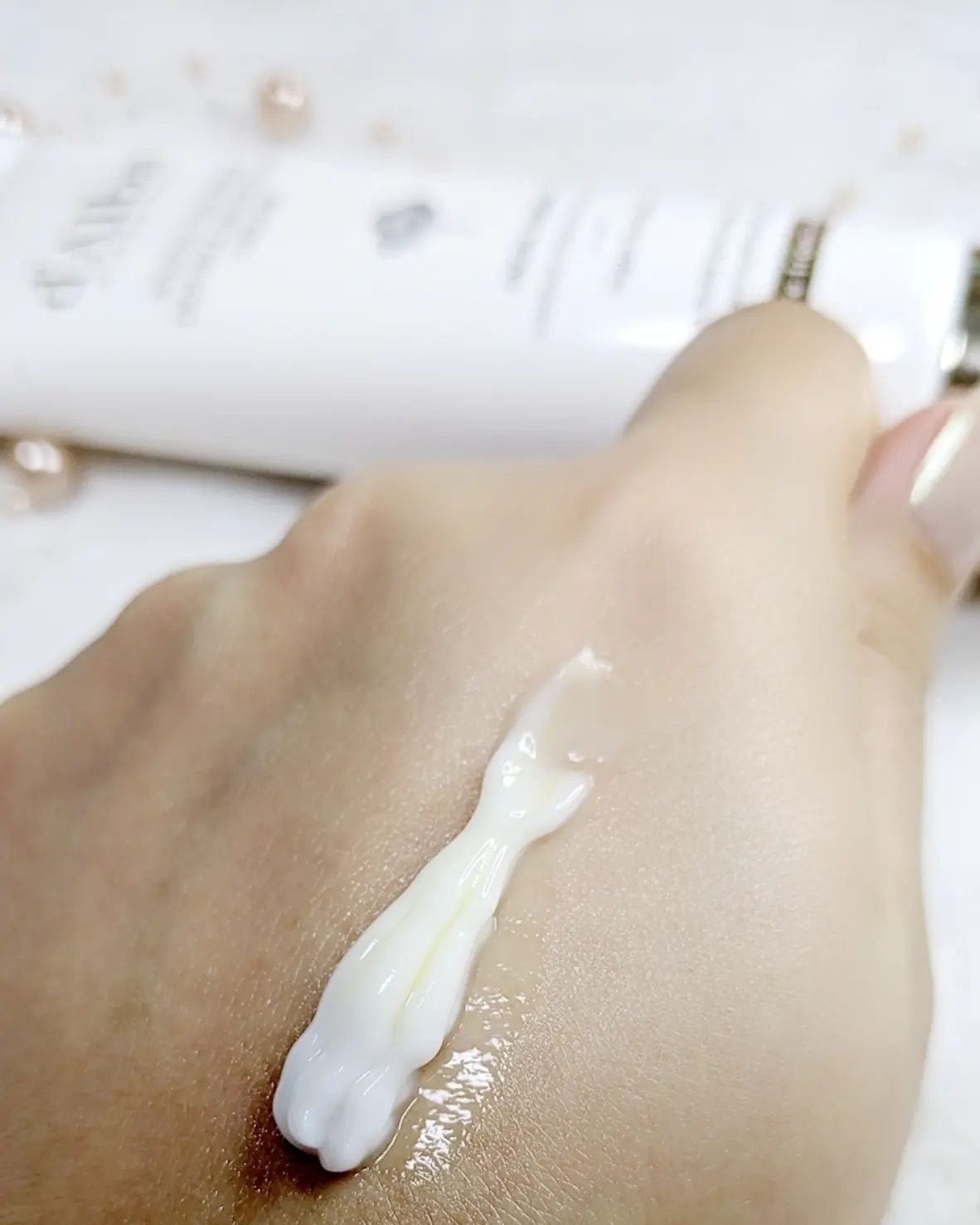 ホワイトトリュフダブルモイスチャークリーム/ダルバ/フェイスクリームを使ったクチコミ(3枚目)