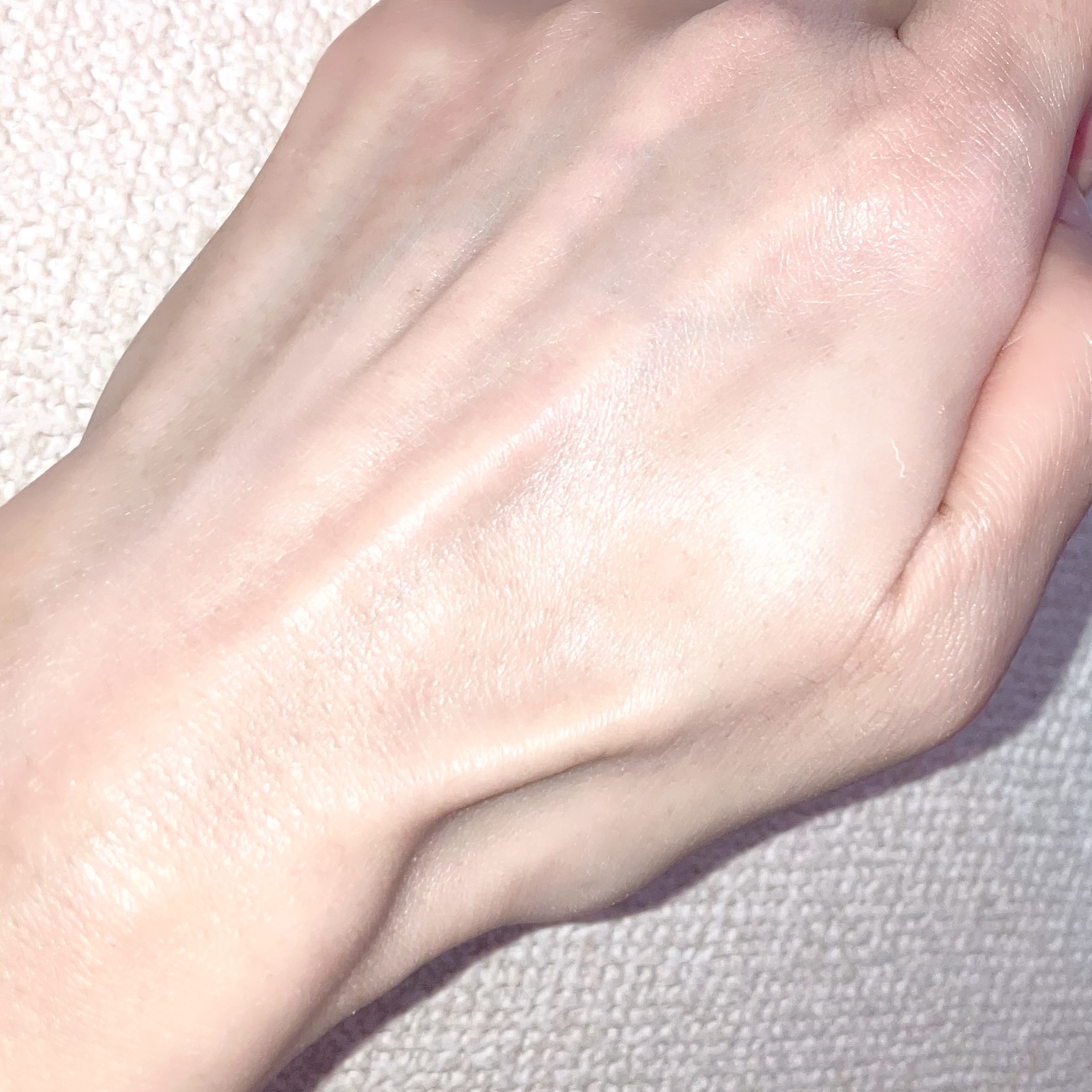 グラッシーミルキートーンアップ /&amp;nd by rom&amp;nd/化粧下地を使ったクチコミ（3枚目）